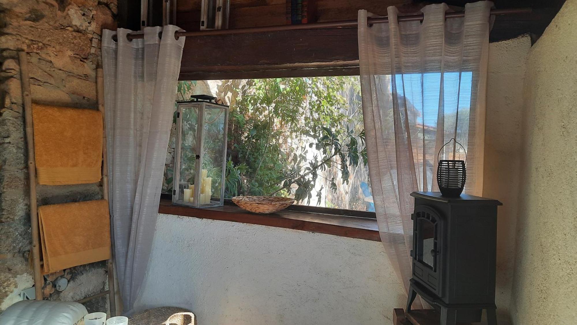 Chambre Love Romantique Avec Spa Privee Καλβί Εξωτερικό φωτογραφία